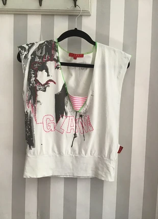 Camiseta Blanca Estampada 10Feet, brand: 10 FEET, condizioni: Ottime, taglia: S / IT 40 / EU 36, €3.50, €4.38 include la Protezione acquisti