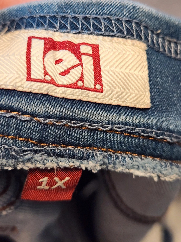 Women's Lei sz 1X Cropped jeans 2