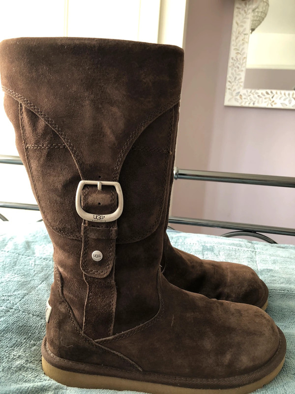 Ugg sales cargo boots