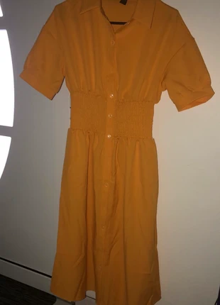 Robe longue jaune , marque: Shein, état: Neuf sans étiquette, taille: S / 36 / 8, 12,00 €, 13,30 € Protection acheteurs incluse