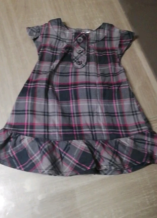 Robe a carreaux , marque: Kitchoun, état: Très bon état, taille: Jusqu'à 1 mois / 50 cm, 2,00 €, 2,80 € Protection acheteurs incluse