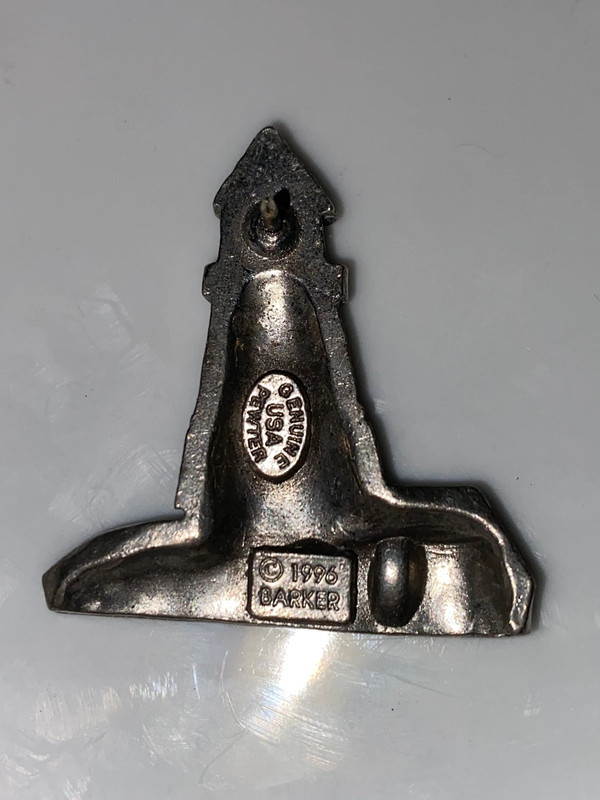 1996 Barker pewter lighthouse pin on shore 4