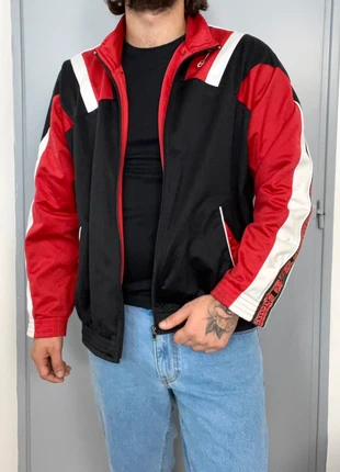 Veste champion vintage usa 90s édition limitée - rouge, blanc & Noir - taille M, brand: Champion, condizioni: Ottime, taglia: M, €25.00, €26.95 include la Protezione acquisti