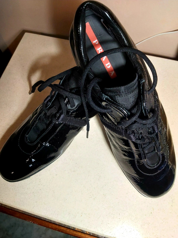 Scarpe Prada nuove nro 37 Vinted