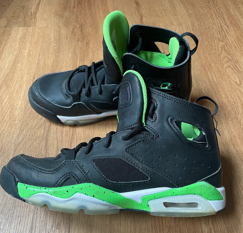 Jordan Flight Club en 91 noir vert Black Green Strike enfant