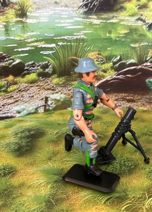 Tony Tanner The Corps Lanard, merk: Lanard, staat: Goed, maat: S, € 3,00, € 3,85 inclusief Kopersbescherming