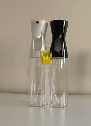 Lot 2 pulvérisateurs d’huile 300ml + pinceau en silicone, état: Neuf avec étiquette, 8,00 €, 9,10 € Protection acheteurs incluse