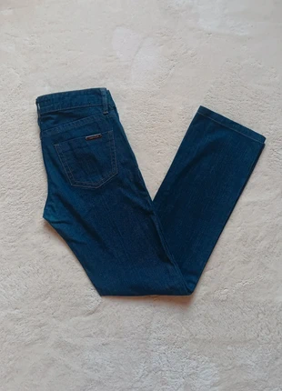 Jean's bleu brut coupe droite Femme Massimo Dutti taille 38 oldmoney, marque: Massimo Dutti, état: Très bon état, taille: M / 38 / 10, 12,00 €, 13,30 € Protection acheteurs incluse