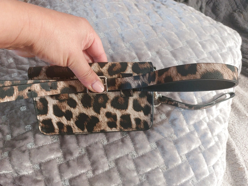 Belt bag store animal print