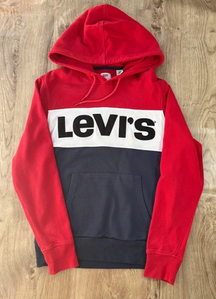 Levi’s Red & Navy Hoodie, marque: Levi's, état: Très bon état, taille: S, 8,90 €, 10,05 € Protection acheteurs incluse