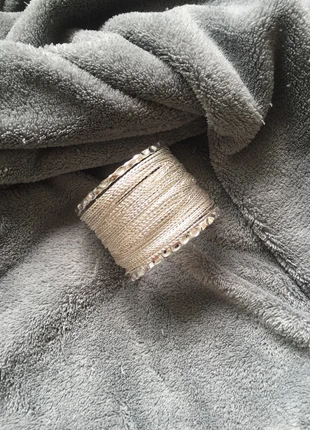 Manchette argentée, zustand: Neu, 4,00 €, 4,90 € inklusive Vinted-Käuferschutz