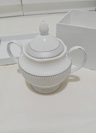 Zuccheriera vintage in porcellana elegante – con scatola originale🌟, merk: Vintage Love, staat: Nieuw zonder prijskaartje, € 7,00, € 8,05 inclusief Kopersbescherming