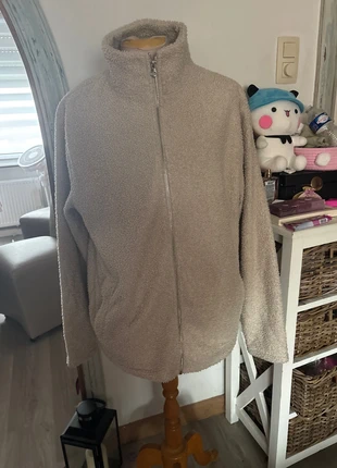 Pull tirette nounours bouclé beige Xl primark, marca: Primark, estado: Muito bom, tamanho: XL, €10.00, €11.20 inclui Proteção do Comprador