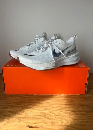 Baskets Running Performance Nike WMNS ZoomX Invincible Run FK 3 Taille 7.5 38,5 Neuf, marque: Nike, état: Neuf avec étiquette, taille: 38.5, 110,99 €, 117,24 € Protection acheteurs (Pro) incluse