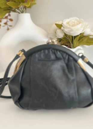Sac à main noir cuir vintage, zustand: Gut, 3,00 €, 3,85 € inklusive Vinted-Käuferschutz