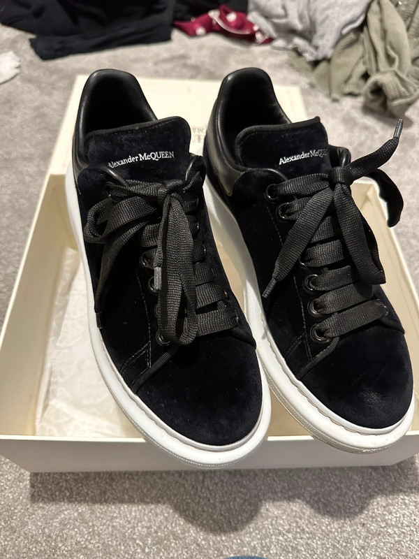 OVERSIZED SNEAKERS - Black