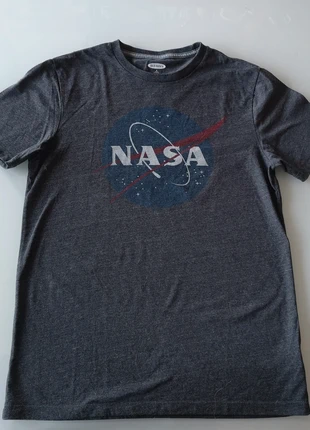Tshirt Nasa, marca: Old Navy, estado: Muito bom, tamanho: S, €2.00, €2.80 inclui Proteção do Comprador
