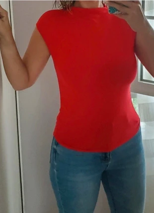 Camiseta Básica Stradivarius, marca: Stradivarius, estado: Muy bueno, tamaño: S / 36 / 8, 8,20 €, 9,31 € Protección al comprador incluida