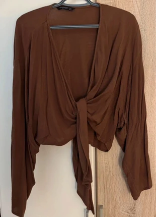 Stradivarius Bluse zum Binden, brand: Stradivarius, condizioni: Ottime, taglia: L / IT 44 / EU 40, €12.00, €13.30 include la Protezione acquisti