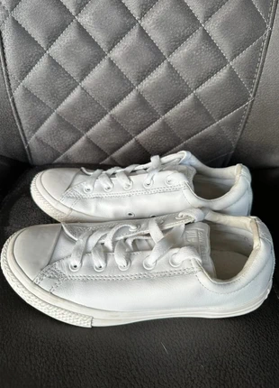Converse basse blanche cuir 35.5, brand: Converse, condizioni: Ottime, taglia: 35.5, €15.20, €16.66 include la Protezione acquisti
