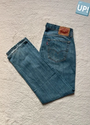 Pantalon jean Levi’s 559 vintage - Bleu - Coupe droite - 33x30 (FR42), marque: Levi's, état: Très bon état, taille: W33 | FR 42, 29,90 €, 32,10 € Protection acheteurs (Pro) incluse