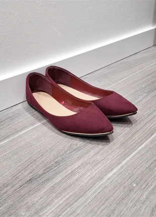 Sabrina burgundy e dourado, marca: Primark, estado: Bom, tamanho: 39, €4.00, €4.90 inclui Proteção do Comprador