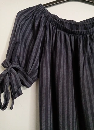 Blouse Italy Moda rayée marine bleu 36/38, marque: Italy Moda, état: Neuf avec étiquette, taille: S / 36 / 8, 16,00 €, 17,50 € Protection acheteurs incluse