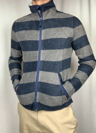 Veste Polaire Nautica rayée Bleu foncé et Grise, merk: Nautica, staat: Heel goed, maat: M, € 14,00, € 15,40 inclusief Kopersbescherming Pro