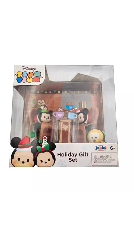 Tsum Tsum Exclusive Holiday Mickey Minnie Pluto Gift Set Playset 2017 NIB 1