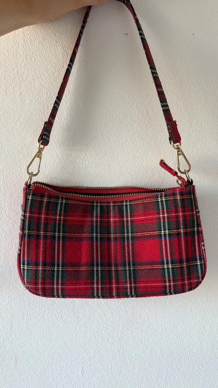 Brandy melville discount plaid shoulder bag