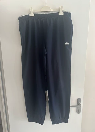 Pantalon Jogging Bleu Taille XL Sergio Tacchini, marke: Sergio Tacchini, zustand: Gut, größe: XL, 15,00 €, 16,45 € inklusive Vinted-Käuferschutz