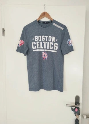 T-shirt Boston Celtics NBA Fanatics, marca: Fanatics, estado: Muito bom, tamanho: S, €15.00, €16.45 inclui Proteção do Comprador