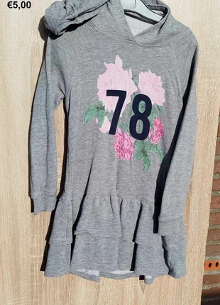 trui/ kleedje met kap, état: Très bon état, taille: 5 ans / 110 cm, 5,00 €, 5,95 € Protection acheteurs incluse