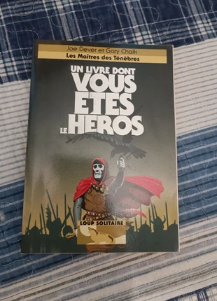 Les maîtres des ténèbres - Un livre dont vous êtes le héros, état: Bon état, 2,50 €, 3,33 € Protection acheteurs incluse