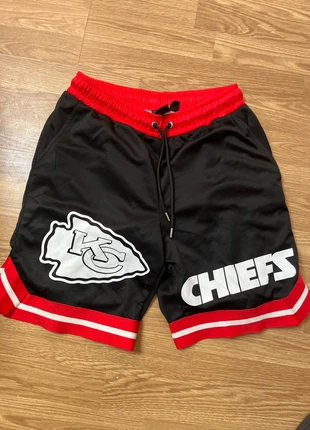 Short NFL, brand: BoohooMAN, condizioni: Nuovo senza cartellino, taglia: S, €15.00, €16.45 include la Protezione acquisti