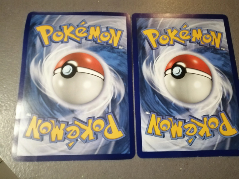 Lot de 2 cartes Pokémon jumbo Dracaufeu Ex et Lougaroc EX