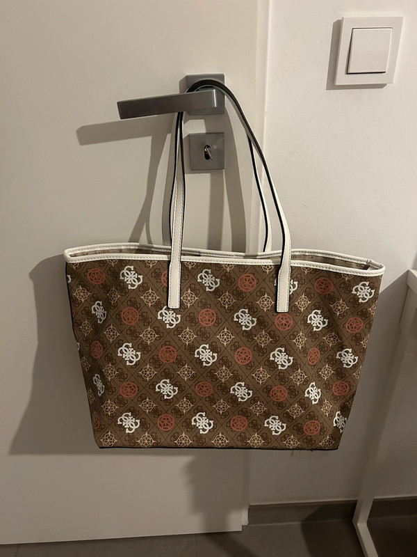 Guess Bag 2