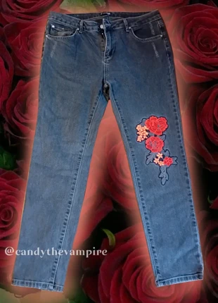 Grey roses jeans denim, marke: Zuiki, zustand: Gut, größe: M / 38 / 10, 3,00 €, 3,85 € inklusive Vinted-Käuferschutz