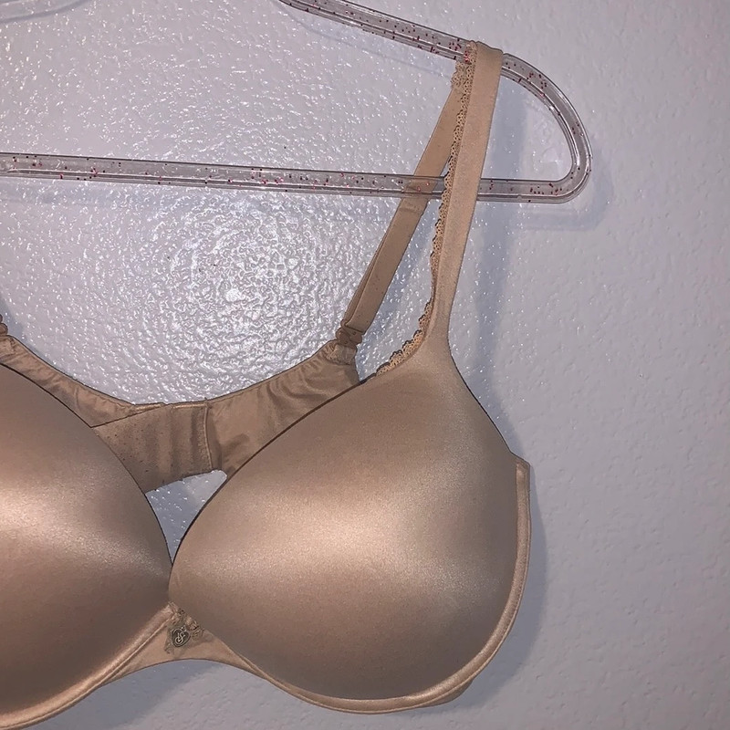 Victoria’s Secret Body Nude Pigeonnant Push Up Bra 38DD 4