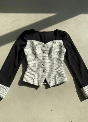 Top noir et blanc carreaux à manches longues, marca: Nolara, estado: Muy bueno, tamaño: M / 38 / 10, 49,99 €, 53,19 € Protección al comprador incluida