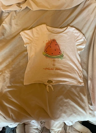 White Crop Top, brand: Dunnes Stores, condition: Very good, size: XS / 34 / 6, €4.00, €4.90 includes Buyer Protection