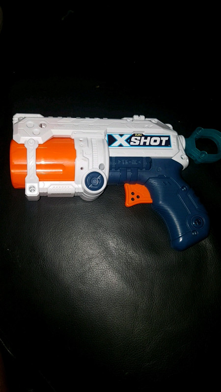 Pistolet excel fury 4 xshot