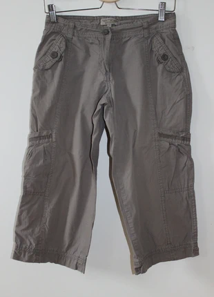 Jolie pantacourt gris Gémo, marque: Gémo, état: Très bon état, taille: S / 36 / 8, 5,50 €, 6,48 € Protection acheteurs incluse