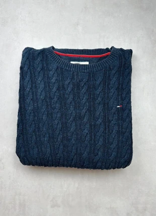 Pull Tommy Hilfiger – Torsadé bleu chiné col rond – Taille M | SKU : 000317, marque: Tommy Hilfiger, état: Très bon état, taille: M, 18,00 €, 19,60 € Protection acheteurs incluse