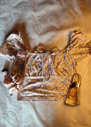 Crop top coquette, marque: Shein, état: Très bon état, taille: S / 36 / 8, 1,50 €, 2,28 € Protection acheteurs incluse