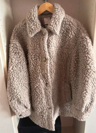 Veste oversize femme Hm, marca: H&M, estado: Muito bom, tamanho: M / 38 / 10, €30.00, €32.20 inclui Proteção do Comprador