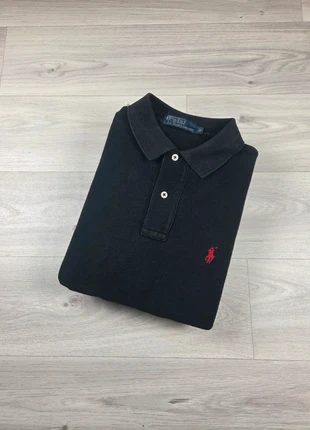 Polo Ralph Lauren noir manches longues – logo rouge – taille M, marque: Ralph Lauren, état: Très bon état, taille: M, 24,99 €, 26,94 € Protection acheteurs incluse
