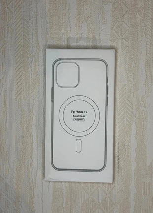 Coque silicone MagSafe iPhone 15 transparente solide anti-jaunissement résistante, marque: Apple, état: Neuf avec étiquette, 9,50 €, 10,68 € Protection acheteurs incluse