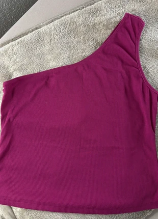 One-Shoulder Top von H&M Pink, marque: H&M, état: Très bon état, taille: M / 38 / 10, 4,00 €, 4,90 € Protection acheteurs incluse