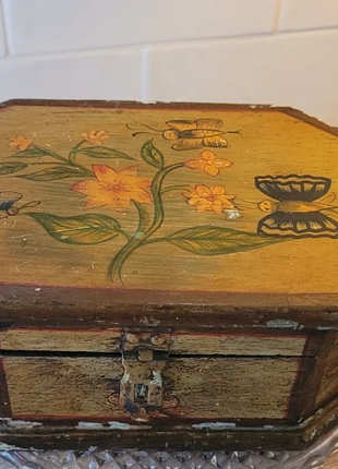 Boite en bois peint à la main 19e siecle, brand: brocante, condition: Very good, €15.00, €16.45 includes Buyer Protection